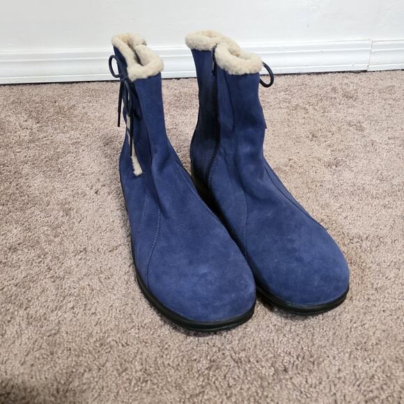 Clarks Bendables Angie Madi Blue Suede Zip Up Winter Boots Womens 11 Bows Sherpa - Picture 2 of 9